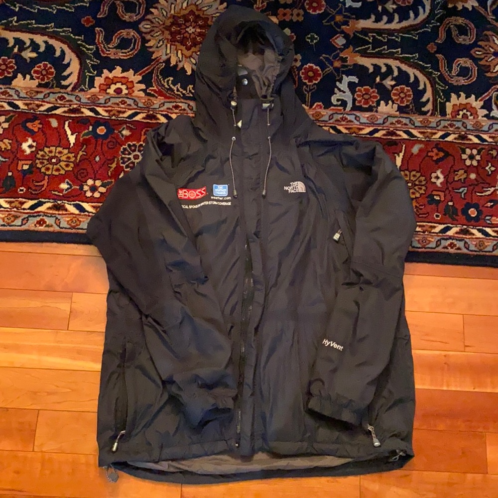North face men’s rain jacket.